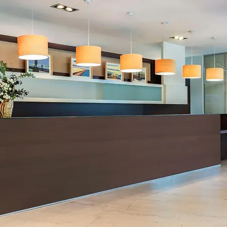 Otel Nh 4*