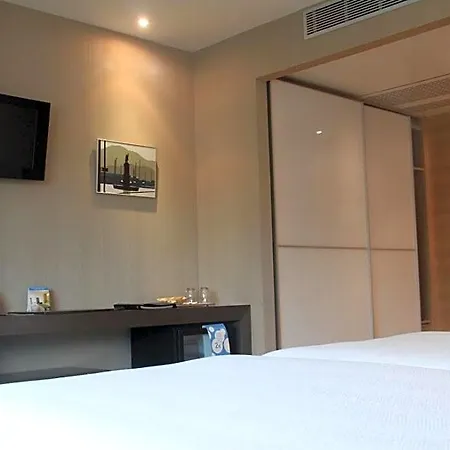 Hotel Nh Gijon