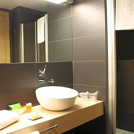 Nh Hotel Gijon