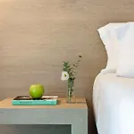 Отель Nh