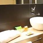 Nh Отель