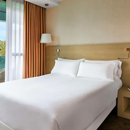 Nh Hotel 4*